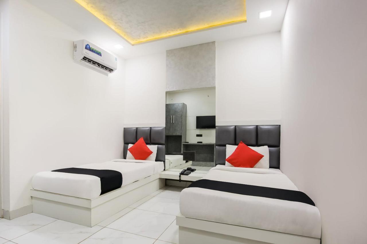 Hotel Grand Sparrow Inn Agra  Ngoại thất bức ảnh