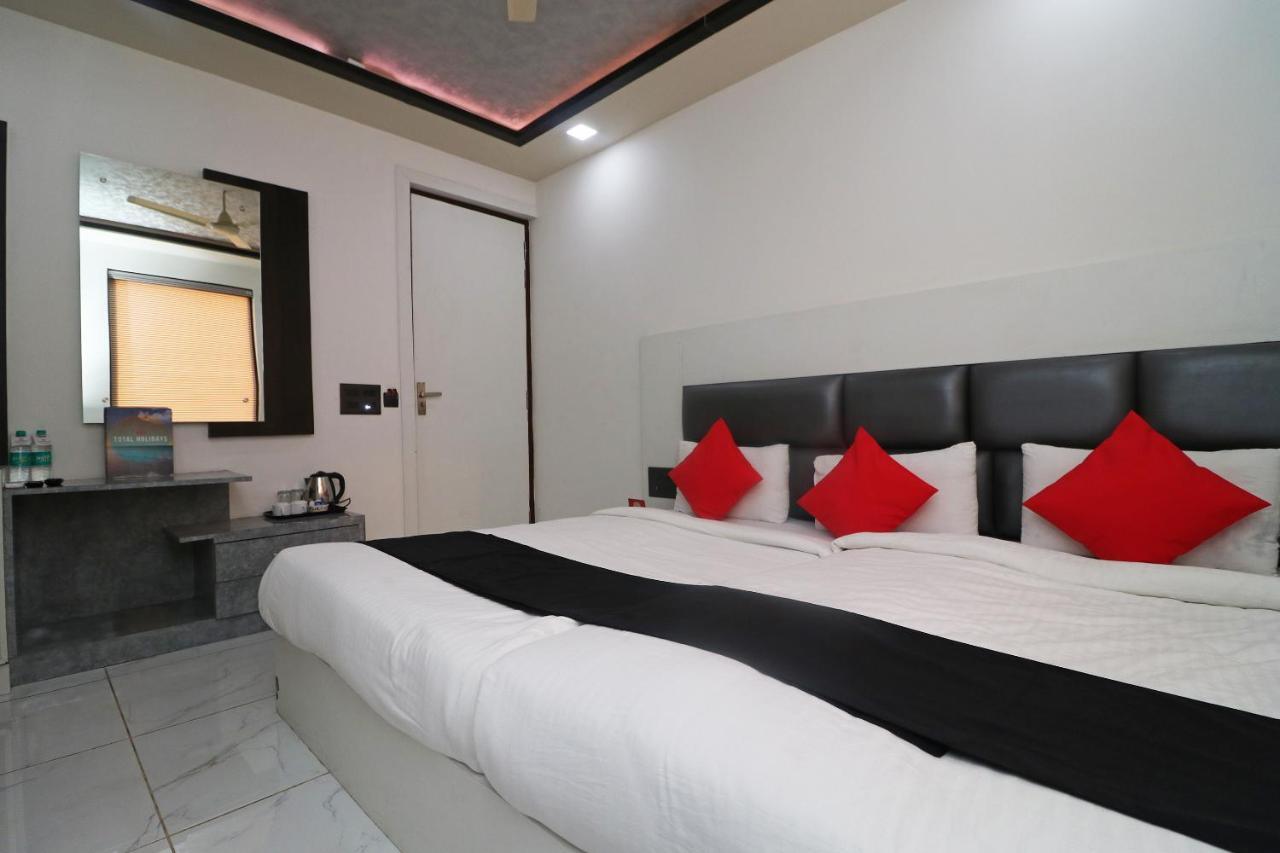 Hotel Grand Sparrow Inn Agra  Ngoại thất bức ảnh